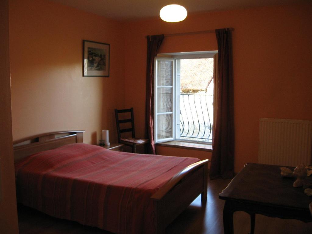 Chez Robert Et Catherine Dompierre-sur-Mont Δωμάτιο φωτογραφία