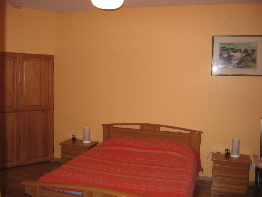 Chez Robert Et Catherine Dompierre-sur-Mont Δωμάτιο φωτογραφία