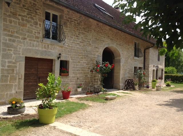 Chez Robert Et Catherine Dompierre-sur-Mont Δωμάτιο φωτογραφία